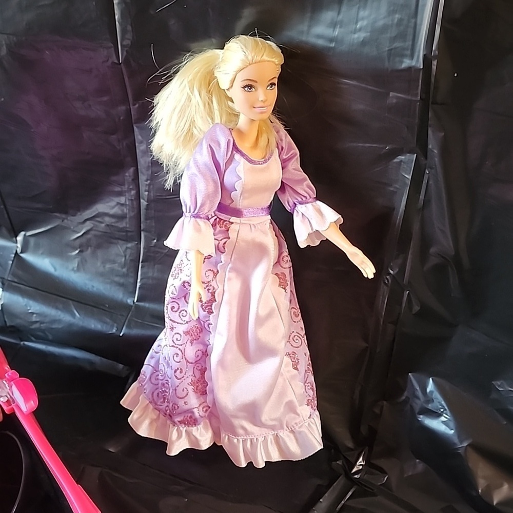 2 Barbie items - Picture 3 of 4
